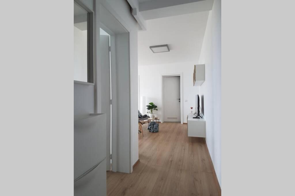 Living Home, Apartament Cu Doua Dormitoare Si Doua Bai Cisnadie Luaran gambar