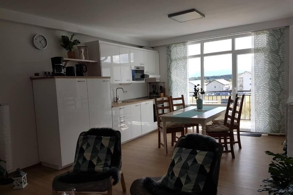 Living Home, Apartament Cu Doua Dormitoare Si Doua Bai Cisnadie Luaran gambar